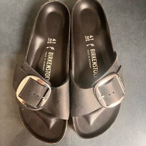 Birkenstock Madrid Big Buckle Sandals in Black size 10